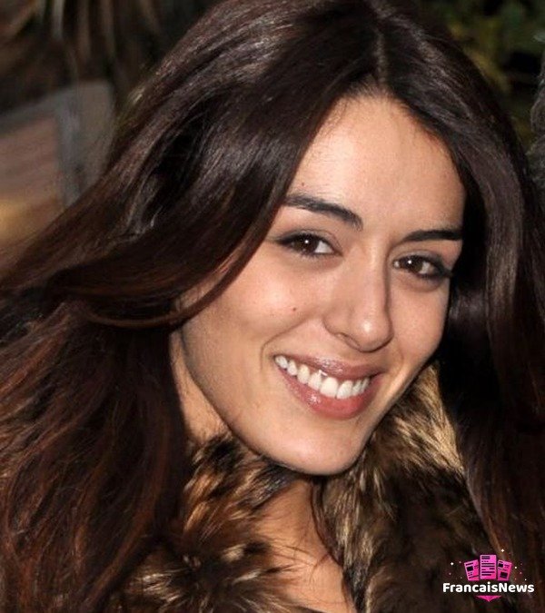 Sofia Essaïdi : biographie de la star franco-marocaine Sofia Essaïdi souriante, portrait de la chanteuse et actrice franco-marocaine
