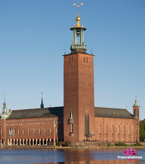 Robert Hall, prix Nobel d'économie 2026 à Stanford robert hall recevra son prix Nobel le 10 décembre à Stockholm, dont voici l'hôtel de ville au bord de l'eau